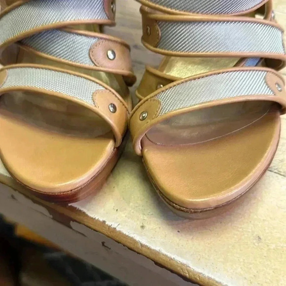 Stuart Weitzman - PARUP MESH STRAPPY SANDALS size 6 - Picture 8 of 9